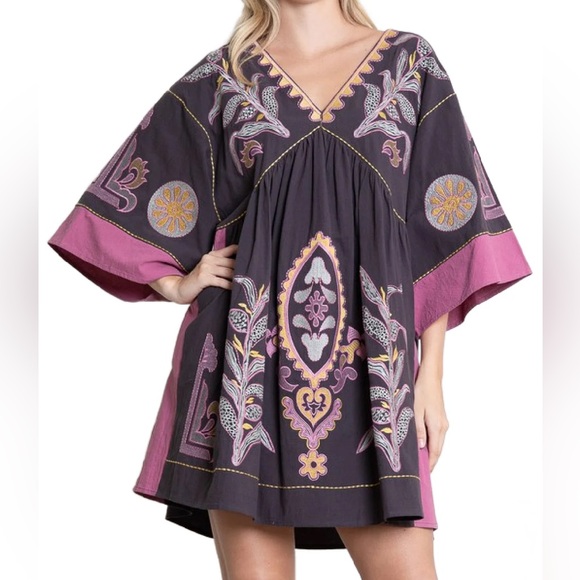 Blue Velvet Tops - Sz. S | BLUE VELVET | Bohemian Embroidered Kaftan Tunic Top MSRP $90